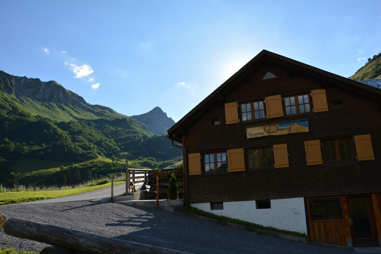 Alm - Chalet Domig Villa Damuels Exteriör bild